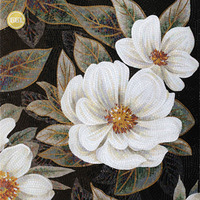 Murale artistique florale de luxe, panneau mural en mosaïque de verre naturel, murale florale personnalisée pour la décoration intérieure d'hôtel, de villa ou de chambre.