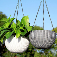 Nouvelles ventes de pots de fleurs ronds en rotin pour l'extérieur et l'intérieur suspendus, pots de fleurs en plastique à arrosage automatique pour plantation