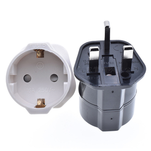 Adaptateur de voyage 13A, convertisseur de prise UK, adaptateur de prise EU Schuko vers prise UK, fonctionnalités de sécurité AC avec porte-fusible - Product Image 2