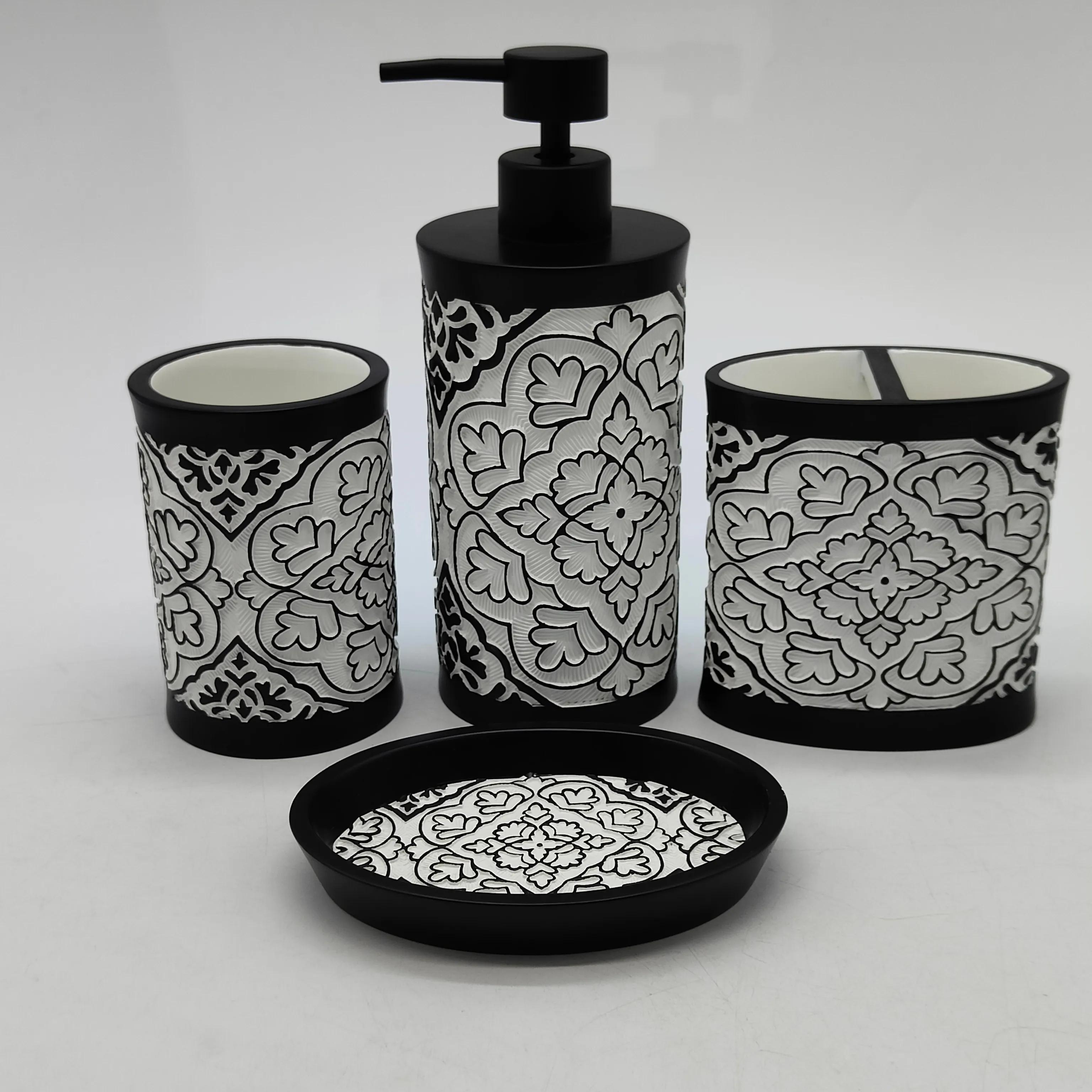 Unique bathroom accessories sets