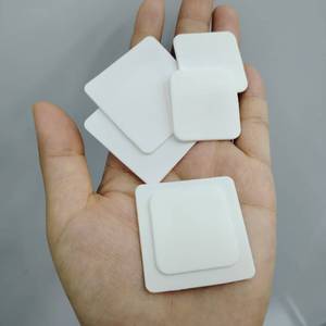 Autocollants de nettoyage d'écran en microfibre vierges personnalisés, carrés, ronds, blancs unis, tampons adhésifs pour téléphone - Product Image 1