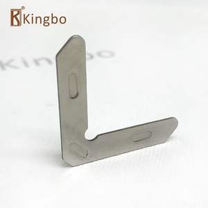 ตัวยึดมุมแผ่นตีอุปกรณ์เสริมมุมหน้าต่างประกอบชิ้นส่วนโลหะข้อต่อก่อสร้างอลูมิเนียมโปรไฟล์ - Product Image 1