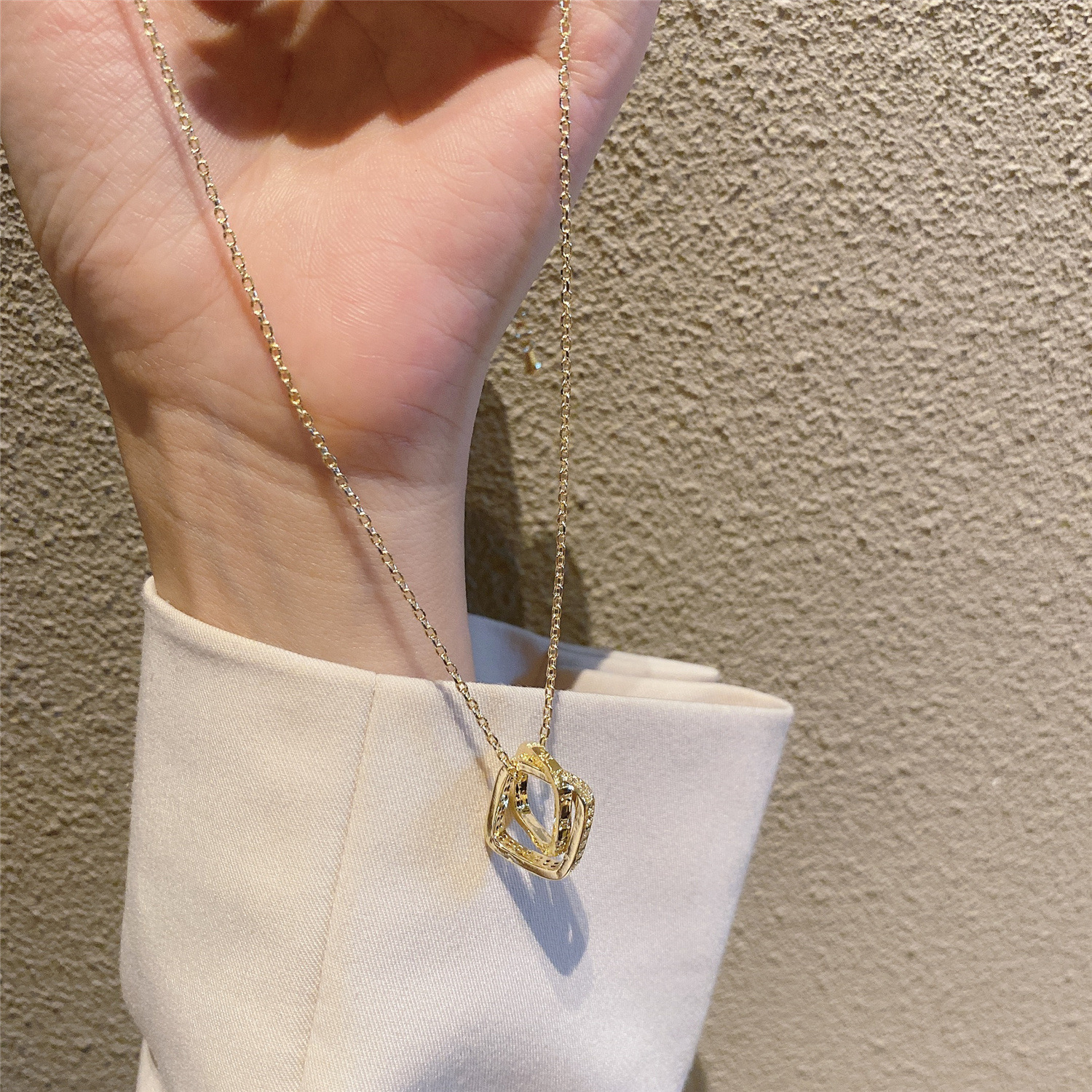 New Arrival Square Double Ring Copper Inlaid Zircon Pendant