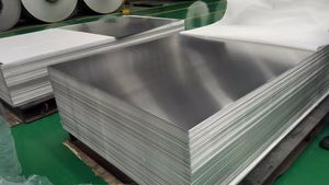 <span class=keywords><strong>Plaque</strong></span> en alliage d'aluminium de la série 2000/3000/4000/5000/6000 avec surface gaufrée, tempérage T3-T8, services de découpe/poinçonnage/pliage - Product Image 4