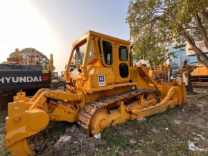 รถดันดินตีนตะขาบ Caterpillar D5H/D6D/D7G มือสอง ขนาด 2.7CBM/2.7 เมตร พร้อมระบบเกียร์ Planetary Powershift และมอเตอร์แบริ่งแท้รุ่น D5G - Product Image 4