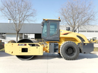 Compacteur de sol SR22-C5 de 22 tonnes, système hydraulique, tambour vibrant breveté trois-en-un, machine de construction routière