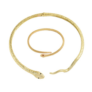 Conjunto de collar y pulsera de aleación de zinc chapado en oro con diseño de serpiente para mujer, joyería de fiesta, accesorio de moda. - Product Image 5