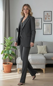 Conjunto de Blazer, Chaleco y Pantalones de Diseñador para Mujer, Traje Elegante a la Medida para Oficina, Reuniones de Negocios, Bodas y Fiestas - Product Image 4