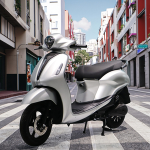 Vente en gros : Nouvelles Tendances Scooters Longue Portée avec Affichage LED, Double Sièges, Prix CKD, Moto Électrique Tout-Terrain - Product Image 1