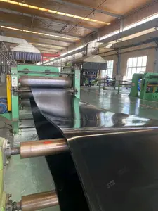 Heat And Oil Resistant Rubber Conveyor Belts Custom Cutting And Moulding For Mining Applications