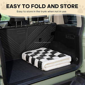 Tapis de voiture pour animaux de compagnie imperméable toutes saisons moderne, tapis de canapé pour <span class=keywords><strong>chien</strong></span> en flanelle pour siège arrière de voiture - Product Image 2