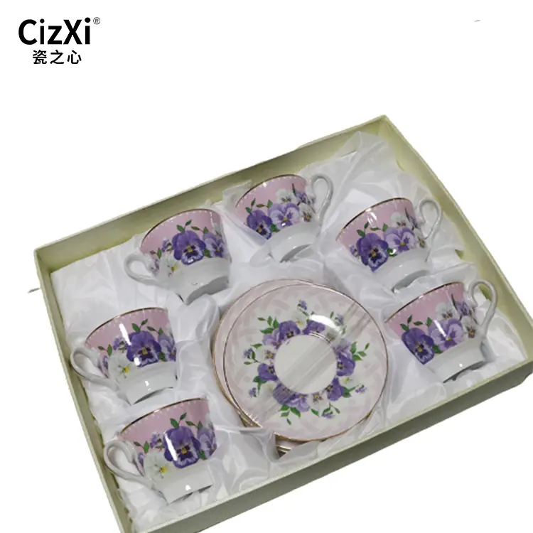 แฟชั่นสไตล์เซรามิกพิมพ์ดอกไม้ถ้วยชาและจานรองชุดกาแฟที่มีกล่องของขวัญ