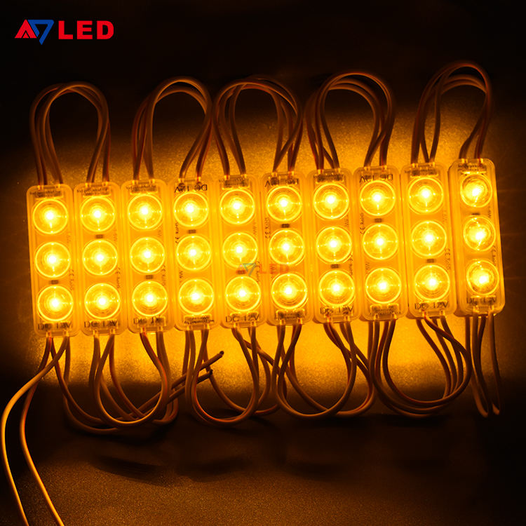 สีเหลือง