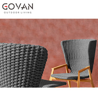 Fauteuil de salon extérieur scandinave moderne en teck massif, dossier haut, design ergonomique, durable, résistant aux intempéries, pour hôtel et jardin