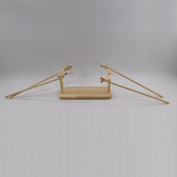 Marionetas de esgrima de madera hechas a mano Juego de batalla de robot de madera para 2 jugadores