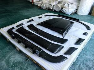Kit de Carrocería Completo de Fibra de Carbono con Acabado Brillante SHENGTIAN para Mercedes-Benz W464 Clase G 2019+, Alerón Trasero y Labio Delantero con Acabado Pulido - Product Image 4