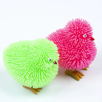 Vente en gros OEM : Boule en PU rembourrée lumineuse LED de 3 pouces en forme de poussin, avec logo personnalisé, jouet promotionnel pour filles et garçons