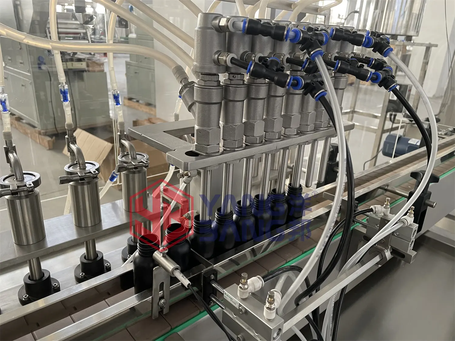 Automatische 2Oz 60Ml Plastic Fles Energiedrank Vulmachine Lijn Shot Fles Drinksap Vul-En Afdekmachine