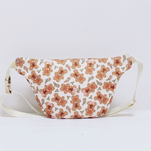 Envío Rápido, MOQ Bajo, Regalo de Navidad, Bolso Bandolera Impermeable de Nailon con Temática de Parque de Atracciones Mágico, Bolso Cruzado de Pan de Jengibre - Product Image 2