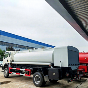 รถบรรทุกน้ำมัน HOWO 6000 ลิตร ราคาถูก รถบรรทุกดีเซล 4x4 สำหรับขาย - Product Image 6