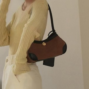 Fabricant de sacs à main en cuir véritable de haute qualité personnalisés pour femmes, sacs à main vintage en cuir de vachette givré, nouveau design, sacs à bandoulière - Product Image 3