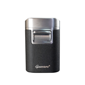 Venta al por mayor de gran antorcha encendedor de cigarros a prueba de viento directo 4 llamas rectas de metal a prueba de viento encendedor de cigarros de descarga directa - Product Image 1