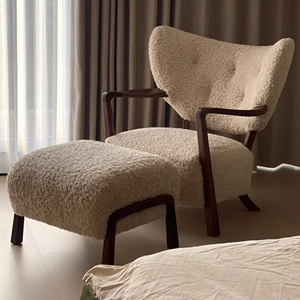 <span class=keywords><strong>Chaise</strong></span> <span class=keywords><strong>longue</strong></span> moderne confortable en <span class=keywords><strong>peluche</strong></span> avec des accents en bois élégants - Product Image 1