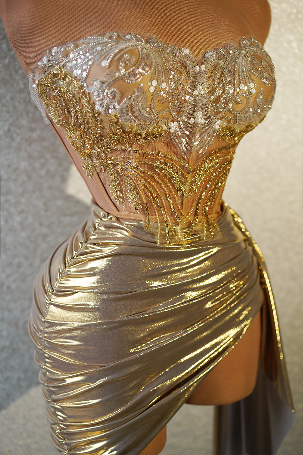 gold outfits for women