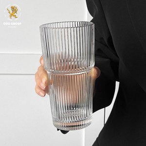 Verre à boire vintage à nervures verticales avec couvercle et paille, grande capacité, transparent, pour café froid et jus - Product Image 3