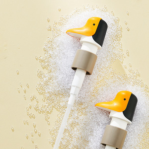 Penguin Press Nozzle For Oyster Sauce Bottles Reusable Kitchen Squeezer 280 Ml - Product Image 4