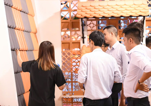 Estilo tradicional Fabricante de Vietnam Servicio personalizado Breeze Block House Ladrillos de arcilla Técnica sinterizada Buen precio Pared - Product Image 6