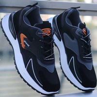 Chaussures de course décontractées pour hommes, nouvelle collection, respirantes, en maille, style sportif fin et confortable pour l'été
