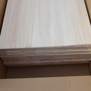 <span class=keywords><strong>Balsa</strong></span>-láminas <span class=keywords><strong>de</strong></span> <span class=keywords><strong>madera</strong></span> contrachapada para construcción, tablero compuesto <span class=keywords><strong>de</strong></span> <span class=keywords><strong>madera</strong></span> sólida multicapa para muebles <span class=keywords><strong>de</strong></span> Interior, 12 Mm, precio <span class=keywords><strong>de</strong></span> fábrica - Product Image 1