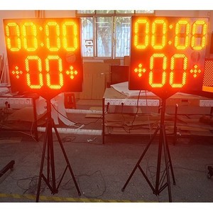 Tableau de score de basketball LED extérieur avec minuteur de compte à rebours de 24 secondes, panneau arrière en aluminium rouge et jaune, hauteur réglable, pour utilisation sur terrain de basketball - Product Image 2