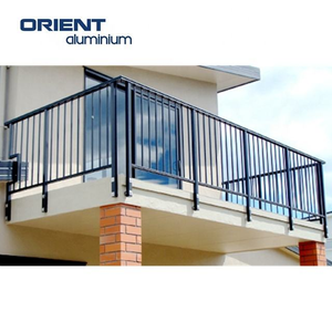 Prix d'usine moderne de couleur noire décoration de balustrade <span class=keywords><strong>extérieure</strong></span> rampes d'escaliers extérieurs en aluminium conception de garde-corps - Product Image 3