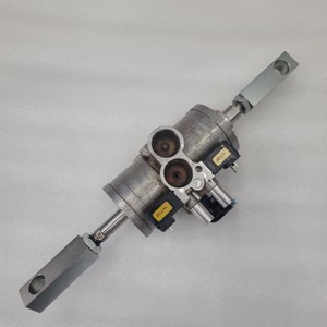 Cylindre pneumatique Heidelberg d'occasion G2.335.159/04 L2.335.071 DPM-63-18/18-PP-SA avec électrovanne FESTO MSEB-3-24V DC - Product Image 1