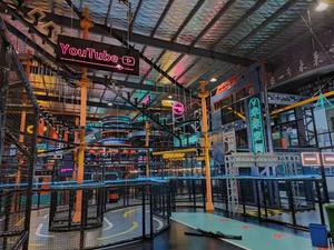 Parque de Trampolines Comercial Interior con Tobogán Grande, Piscina de Esponja y Circuitos <span class=keywords><strong>Ninja</strong></span> Diseñados por Fabricantes, Artículo de Alta Demanda - Product Image 5