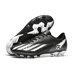 Zapatos de fútbol para hombre, parte superior sintética negra, suela de plástico, tacos largos para entrenamiento y uso en partidos, talla 40 a 47 - Product Image 5
