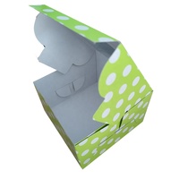 Caja de pastel con patrón de puntos con impresión de logotipo personalizado a granel con ventanas transparentes caja de embalaje de pastel de papel de buena calidad