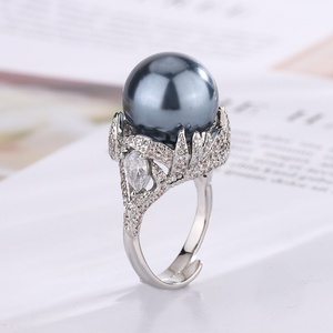 Factory Wholesale Fashion Jewelry Eco-friendly Copper 14MM Golden Shell Pearl Vintage Gold Plated <b>Ring</b> for Daily Wear - Product Image 3