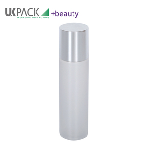 UKG15 120ml 150ml Bouteille de démaquillant <span class=keywords><strong>micellaire</strong></span> à <span class=keywords><strong>eau</strong></span> <span class=keywords><strong>micellaire</strong></span> pour le visage avec bouchon à vis pour emballage cosmétique - Product Image 3