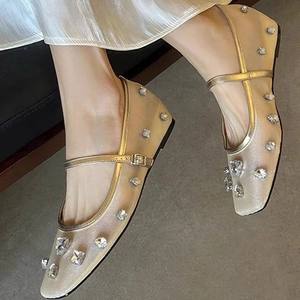 En stock ~ Zapatos Mary Jane plateados de estilo francés con una sola tira y diamantes de imitación para mujer 2025, zapatos planos de malla con cuña oculta y punta afilada - Product Image 3