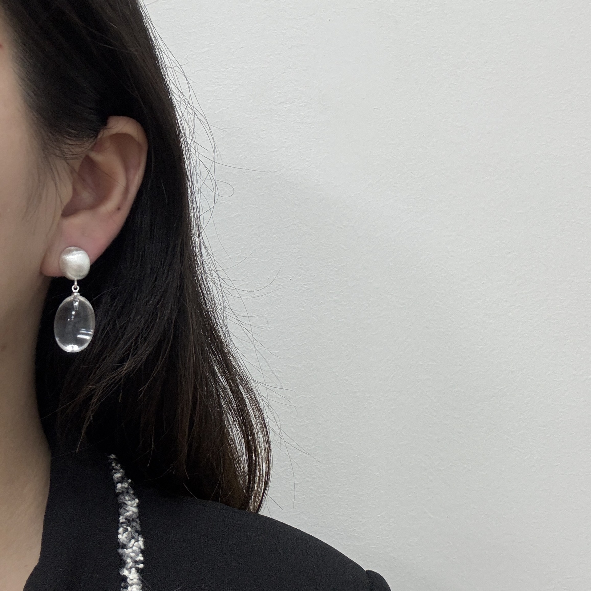 Retro Hong Kong Style Gold Brushed Ball Earrings Feminine Simple Design Water Drop Pendant Fashion Drop Earrings