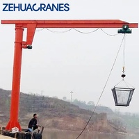 Grue à flèche autoportante avec palan à câble pour le chargement d'outils de machine