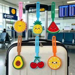 Étiquettes de sac à dos en PVC à motifs animaux, élégantes et tendance, personnalisables en noir avec porte-carte nominative, cadeau pour les jeunes - Product Image 1