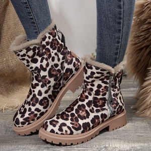 <span class=keywords><strong>Bottes</strong></span> d'hiver pour femmes 2025, grande taille, doublure en fourrure peluche, bout rond, hauteur accrue, bottines à la mode, taille 43 - Product Image 1