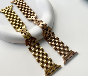 Bracelet en acier inoxydable de luxe à chaîne avancée pour <span class=keywords><strong>Apple</strong></span> <span class=keywords><strong>Watch</strong></span> Band <span class=keywords><strong>Ultra</strong></span> <span class=keywords><strong>40mm</strong></span> 41mm Bracelet en or pour femmes pour IWatch Series 9 8 7 SE - Product Image 5