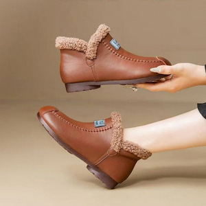 รองเท้าบูตลุยหิมะทำจากผ้าฝ้ายกำมะหยี่หนาให้ความอบอุ่นกันลื่นกันน้ำรองเท้าผ้าแม่ส้นเตี้ย - Product Image 3