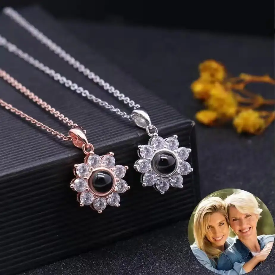 Hot Sale One Hundred Languages Ich liebe dich Pendant Necklaces Elegant Sunflower Zircon Necklaces Jewelry