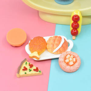 Cabujones de resina con forma de postres y pizzas, adornos de comida para manualidades, cocina en miniatura y accesorios para el cabello - Product Image 5